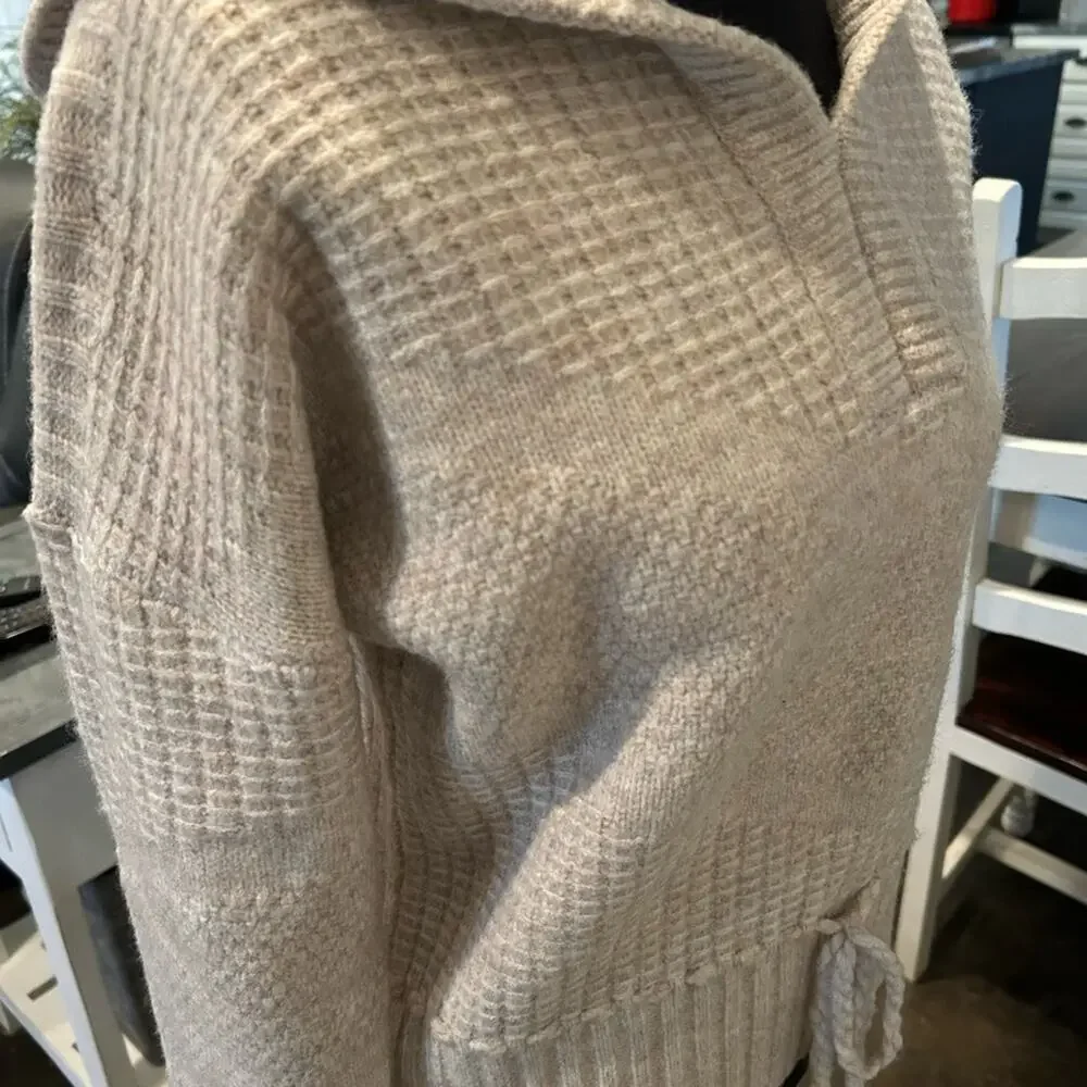 Flag & Anthem Womens S Cream Waffle Knit Sweater Hoodie Pullover Soft Cozy EUC